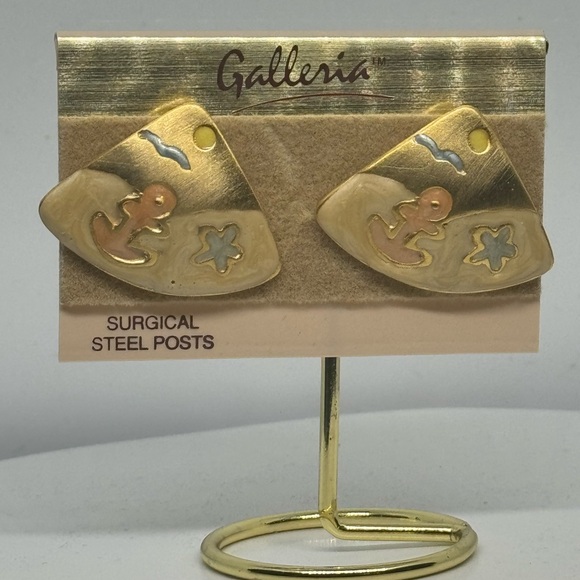 Vintage Nautical Anchor & Starfish Earrings with Surgical Steel Posts - Picture 4 of 13